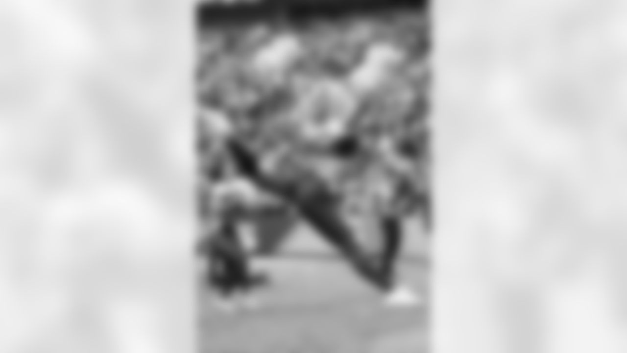 The Seahawks Dancers hit the field for the Seahawks' Week 3 game against the Carolina Panthers on Sunday, September 24, 2023.