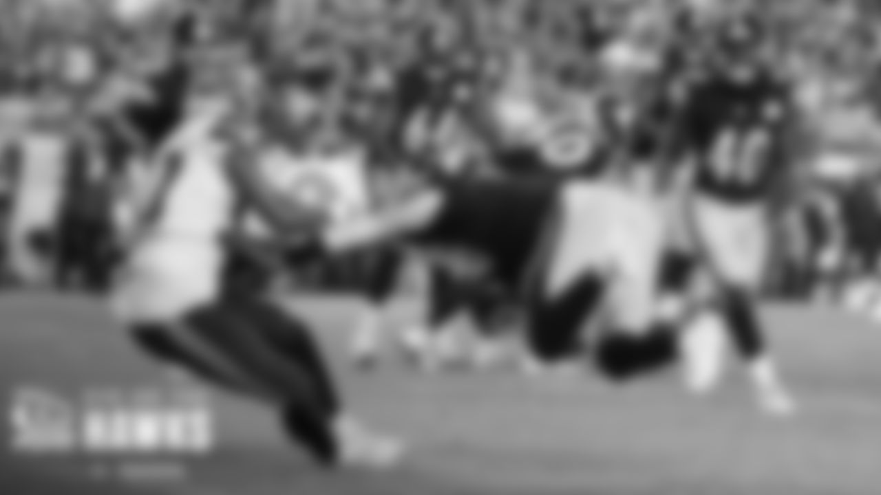 Linebacker Vi Jones violently sacks Steelers quarterback Kenny Pickett in the second half.