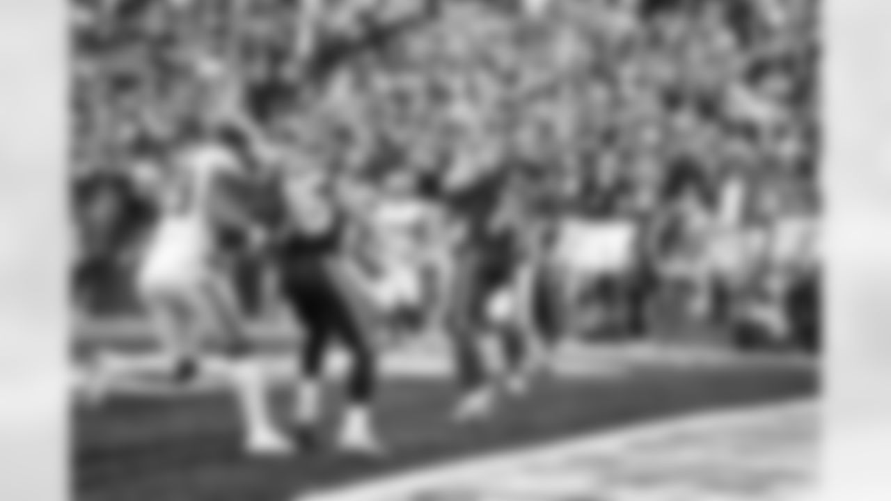 The best photos of Seahawks wide receiver DK Metcalf from the 2022 season.
