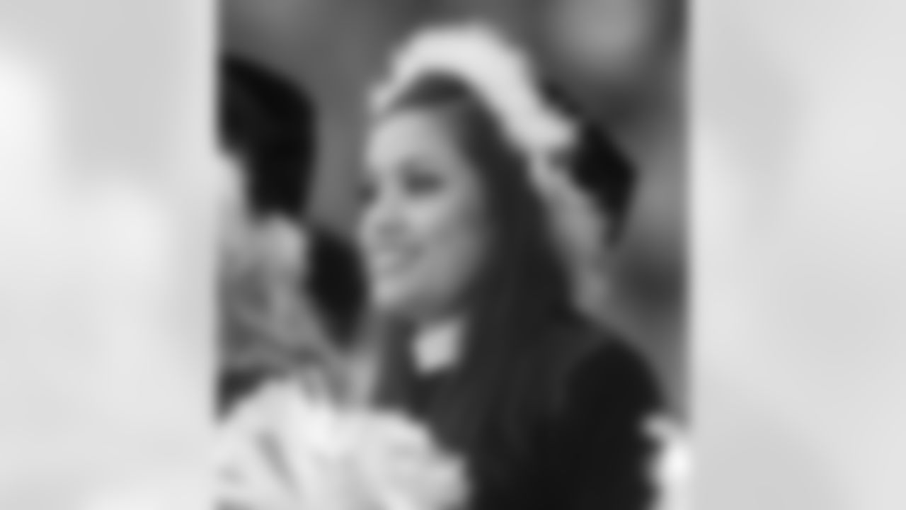 2010 Sea Gals - Week 15