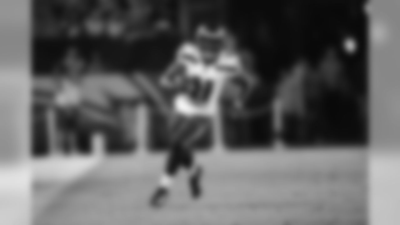 WR Gary Jennings