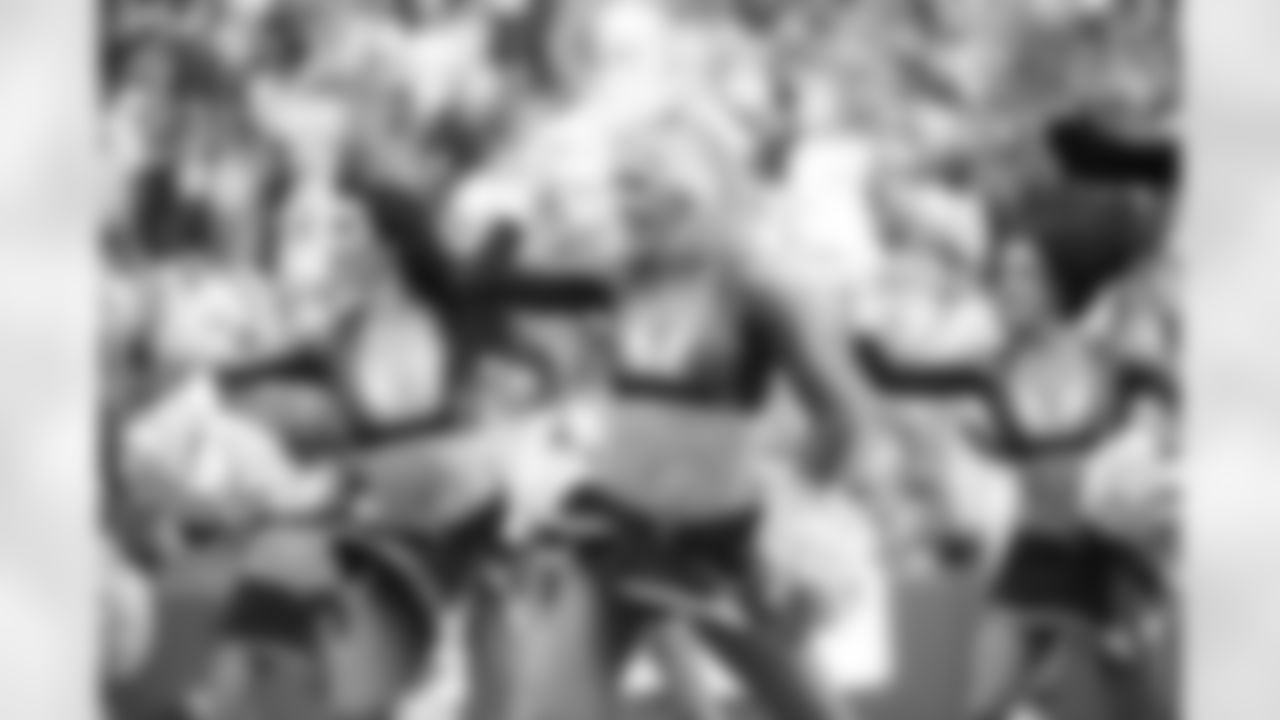 2010 - Week 1 Sea gals