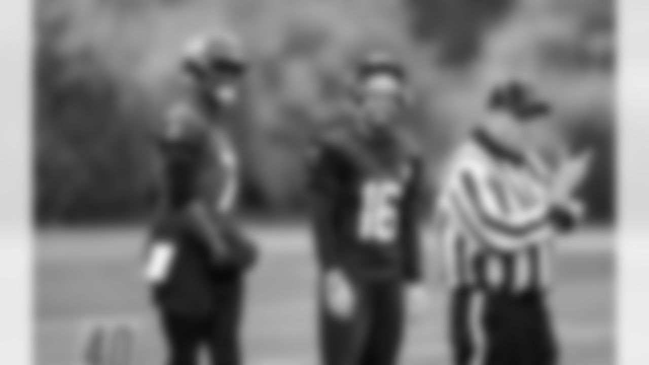 The best photos of Seahawks quarterback Geno Smith from the 2022 season.