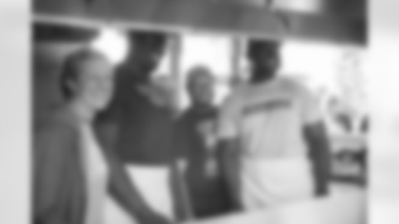 c06a9210.jpg