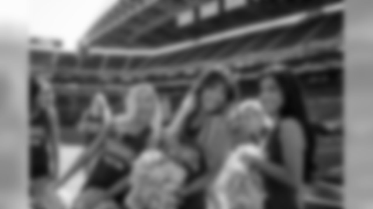 bestofbackstage_seagals_janegphoto-3.jpg