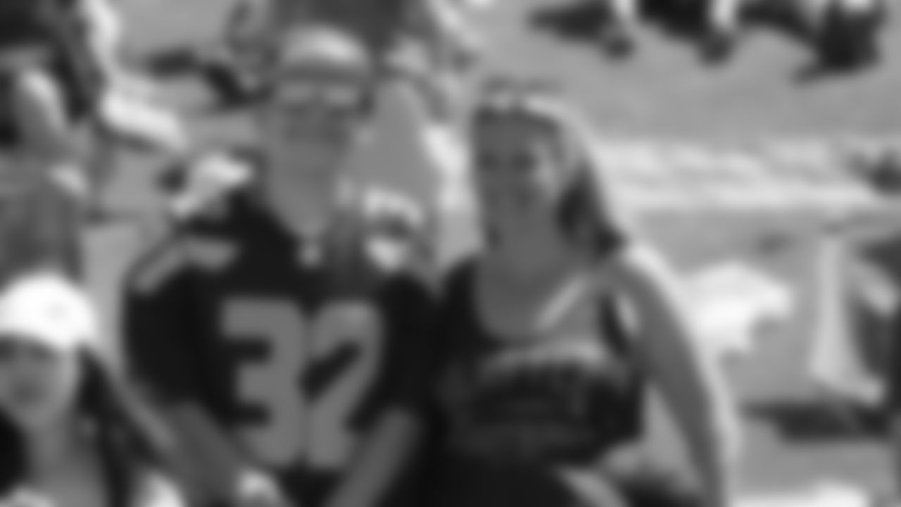 20210804_TRAINING_CAMP_FANS_CT100235