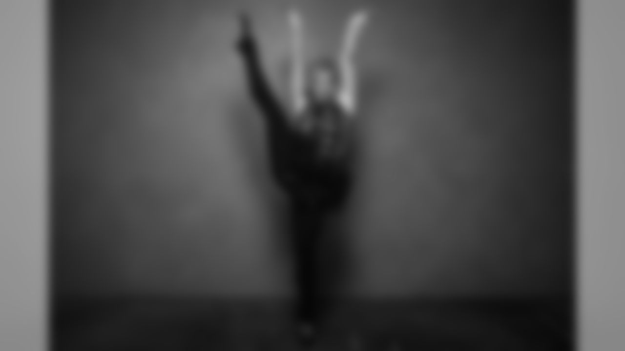 seagals_showgroup_jhg-68_0.jpg