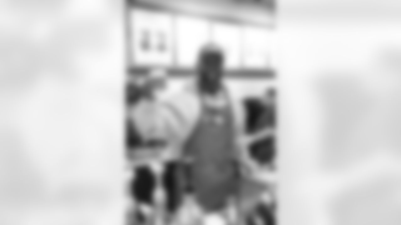 Seahawks-12-Tour-20220617_07-37-12_2992