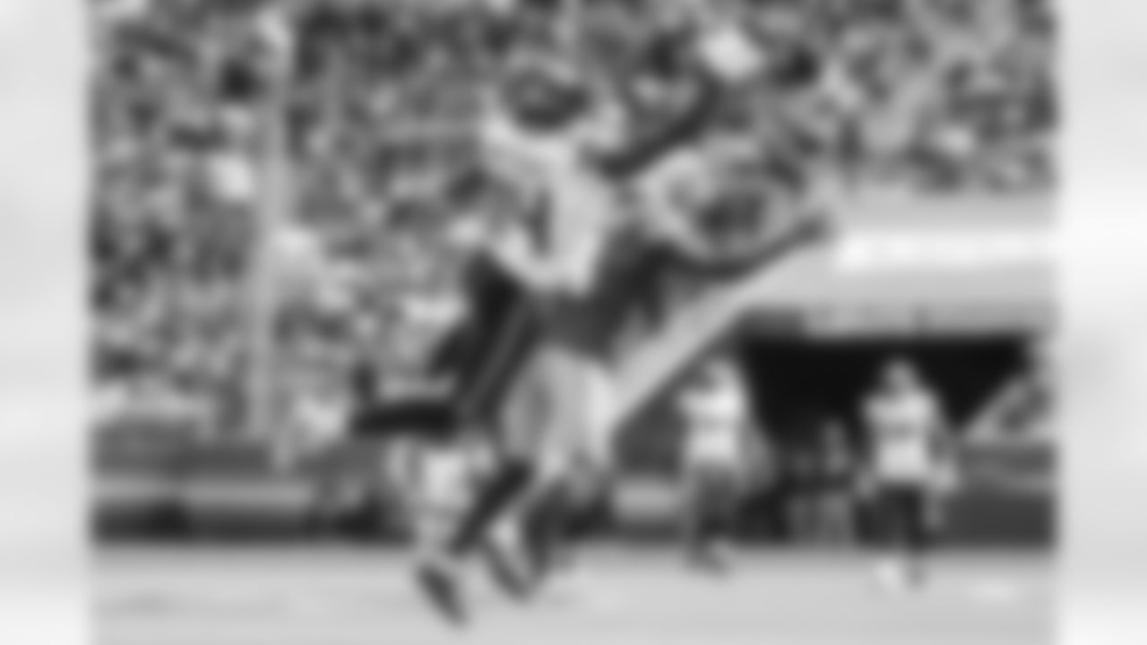 The best photos of Seahawks wide receiver DK Metcalf from the 2022 season.