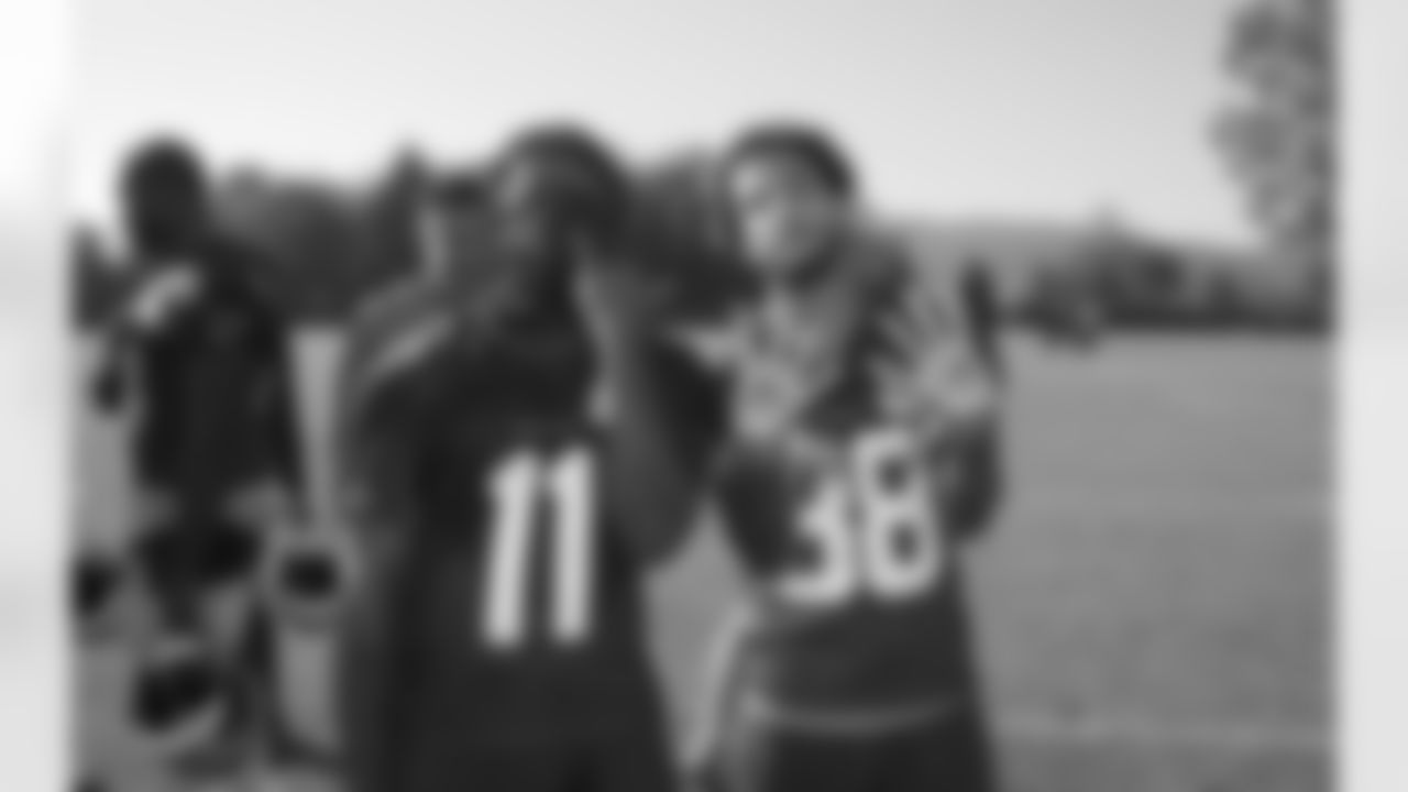 The best photos of Seahawks wide receiver Marquise Goodwin from the 2022 season.