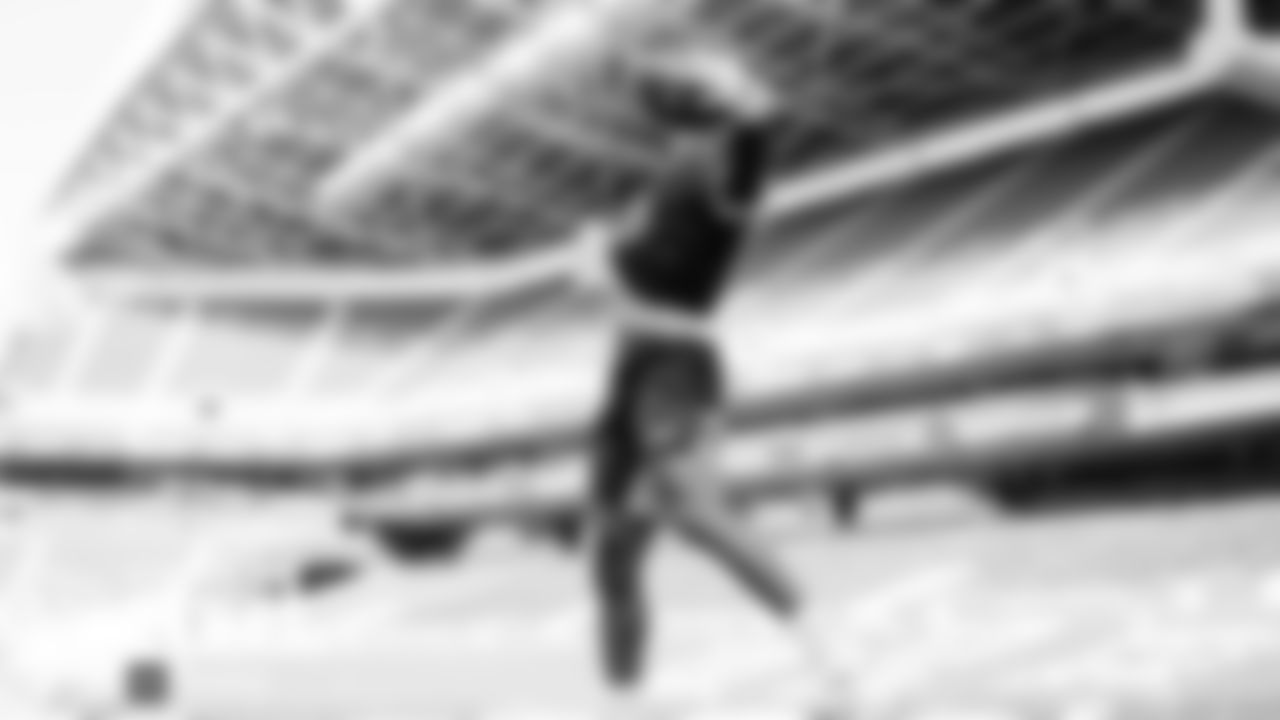 20200922_EyeOnHawks-Wk3-10_RM7_1753