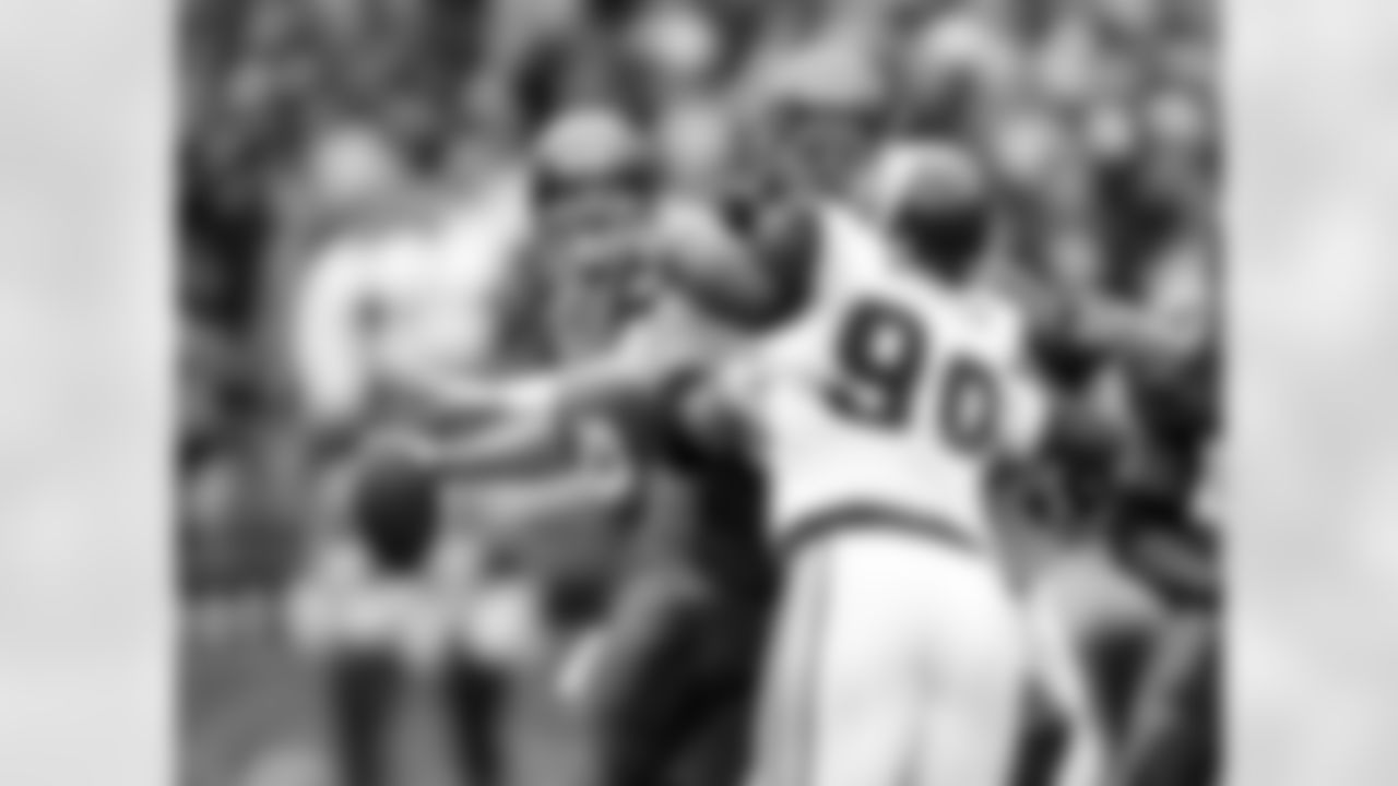 Seahawks-Rams-Through-The-Years-20071021_14-09-25_6786