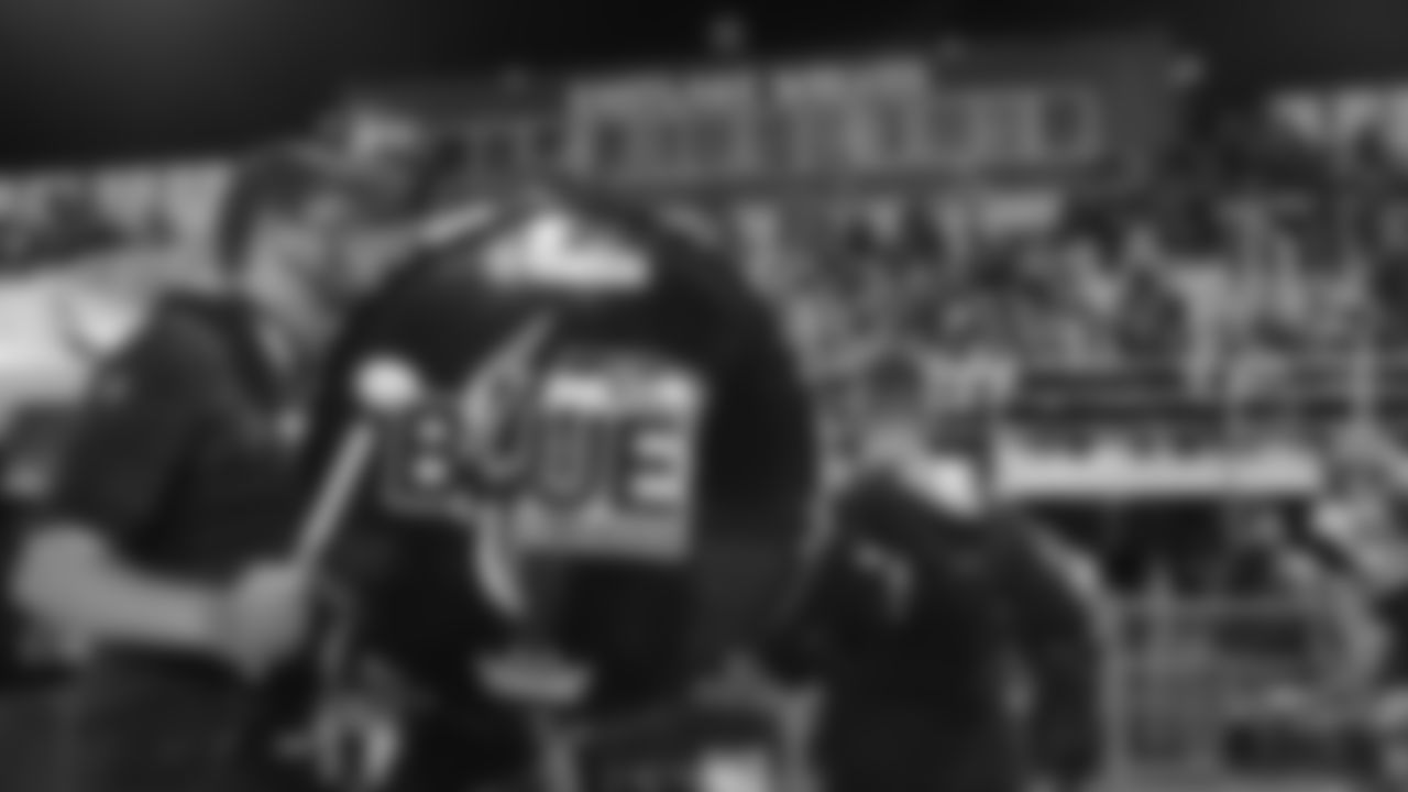 Seahawks-Blue-Friday-Night-Lights-Selects-20211112_21-11-00_209635