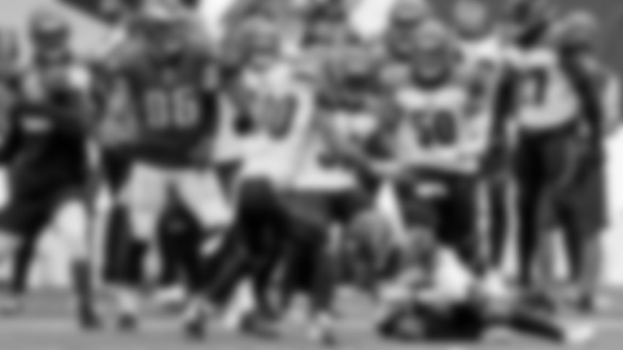 Cincinnati Bengals Defense (AP Photo/Laurence Kesterson)