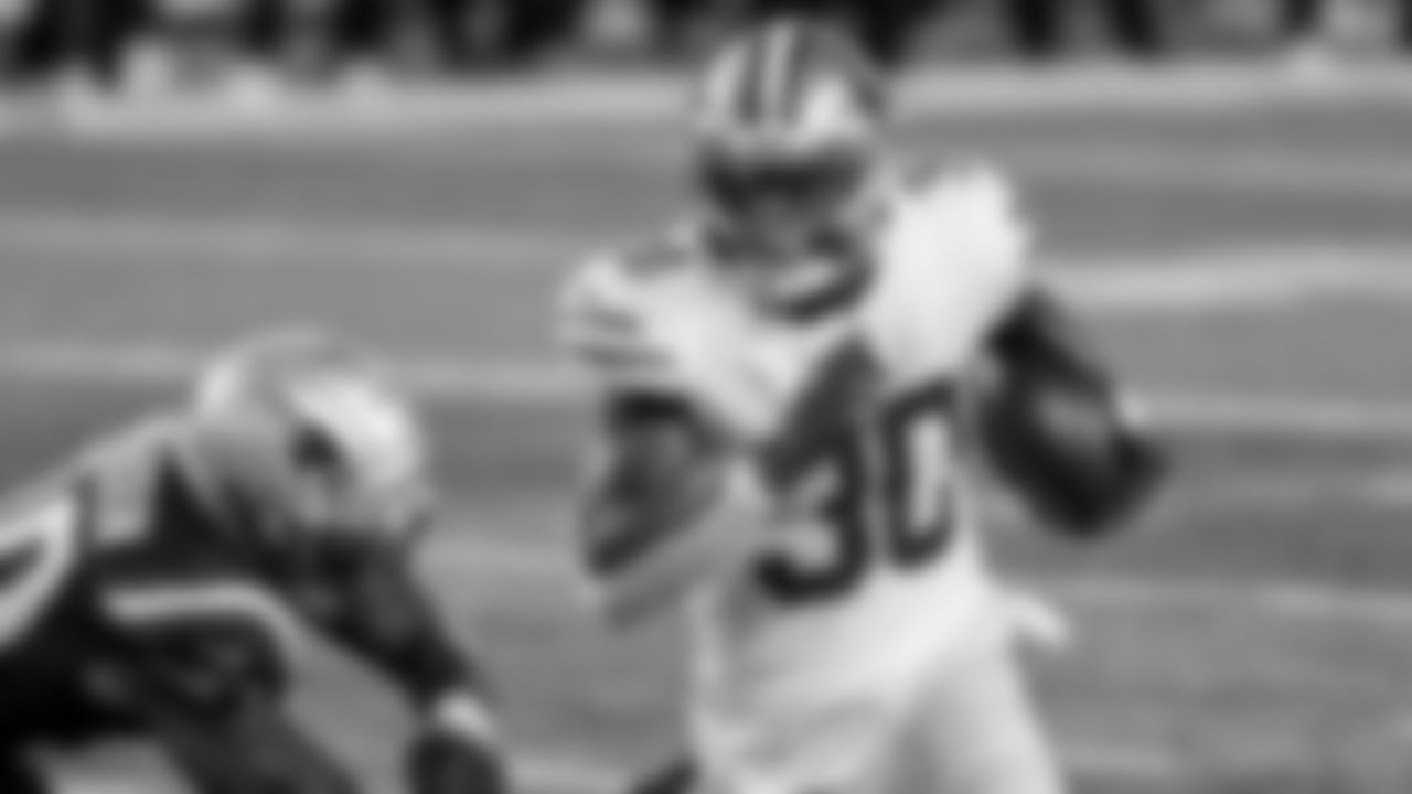 San Francisco 49ers Running Back Jeff Wilson Jr.(Winslow Townson/AP Images for Panini)
