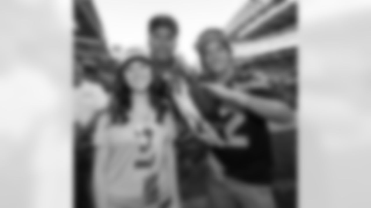 Seahawks-Taima-Through-The-Years-20160818_17-23-55_0088