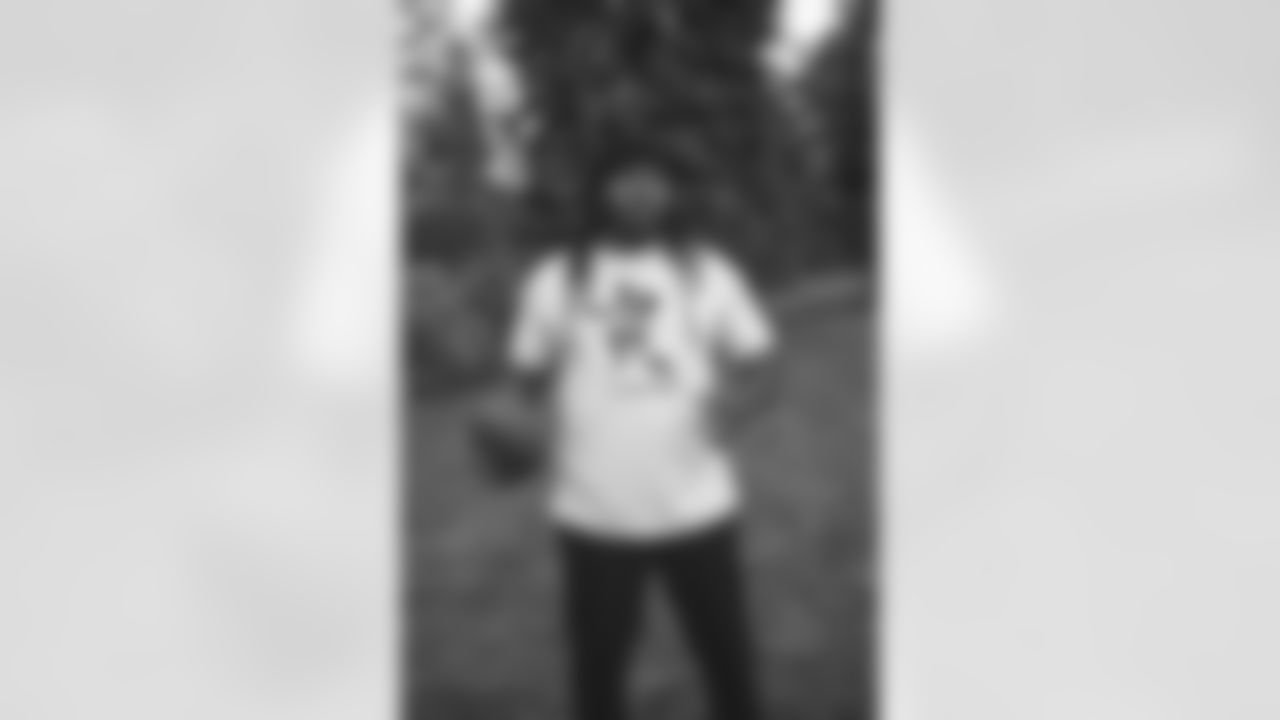 Seahawks-Pro-Shop_The-Great-PNW-20211029_02-01-00_