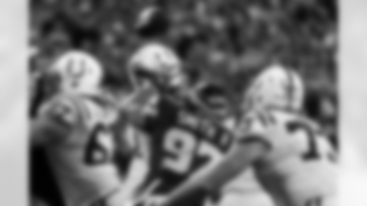 eye_wk_4_colts_30_0.jpg