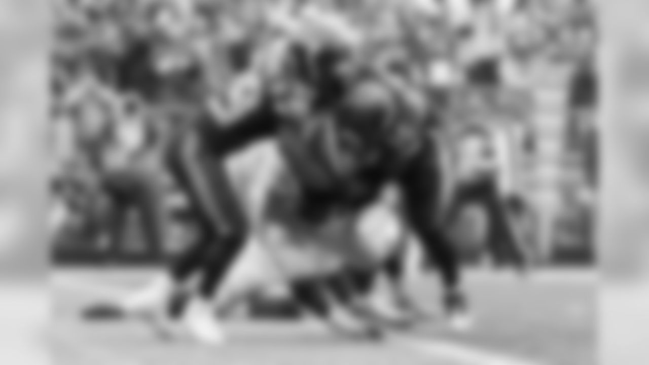 eye_wk_2_49ers_32.jpg