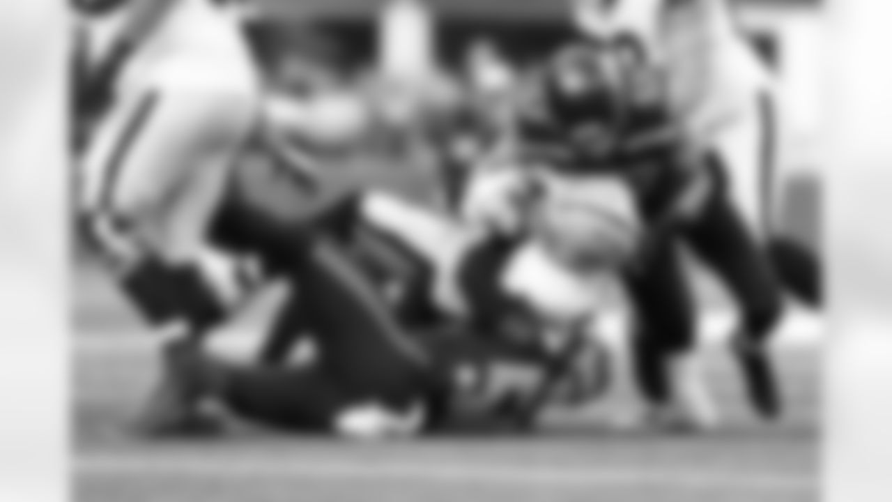20221127_LVRvsSEA_MAR_RM3_5389