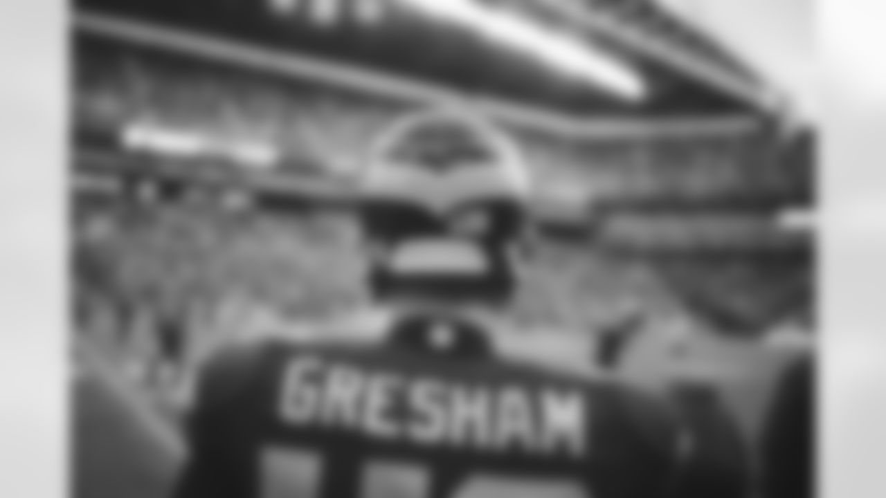 Hawks vs Bucs-Fiechtner-132