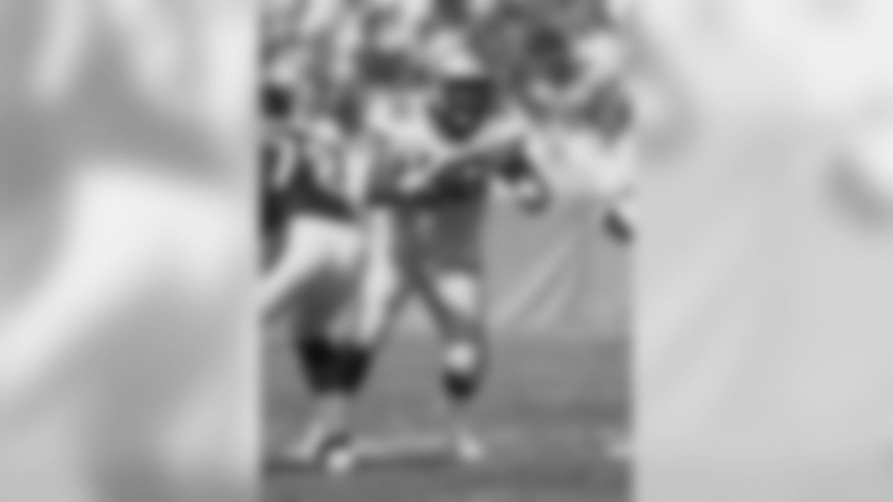 Seattle Seahawks Cortez Kennedy (96) during a game from his 1999 season with the Seattle Seahawks. Cortez Kennedy played for 11 years , all with the Seattle Seahawks, was an 8-time Pro Bowler and was inducted into the Pro Football Hall of Fame in 2002.(David Durochik via AP)