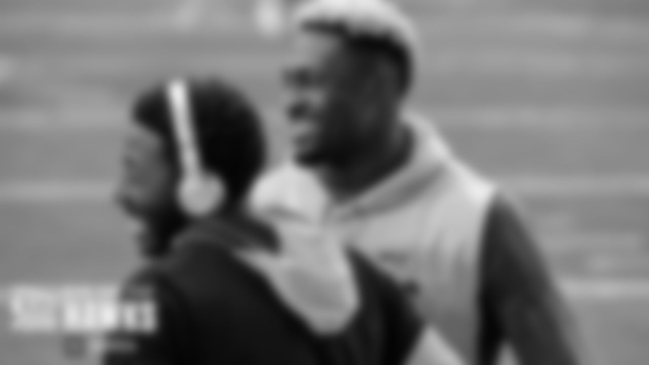 EyeOnTheHawks_17_12-48-53_RTRU1191