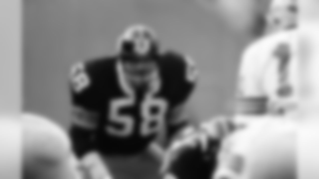 Jack Lambert (58) of the Pittsburgh Steelers is shown during a game against the Seattle Seahawks, Dec. 4, 1977. (AP Photo)