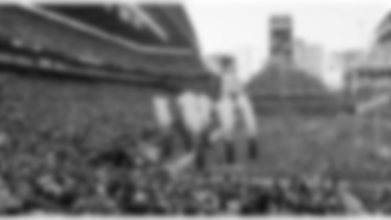 20220912_DENvsSEA_TREWIN_IN_CT300085