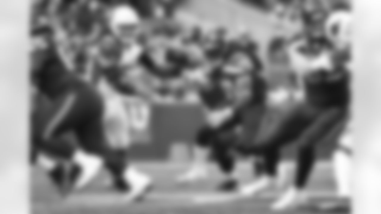 Alex Collins played in 11 games for the Seahawks, starting six of them, and ran for 411 yards and two touchdowns in 2021.