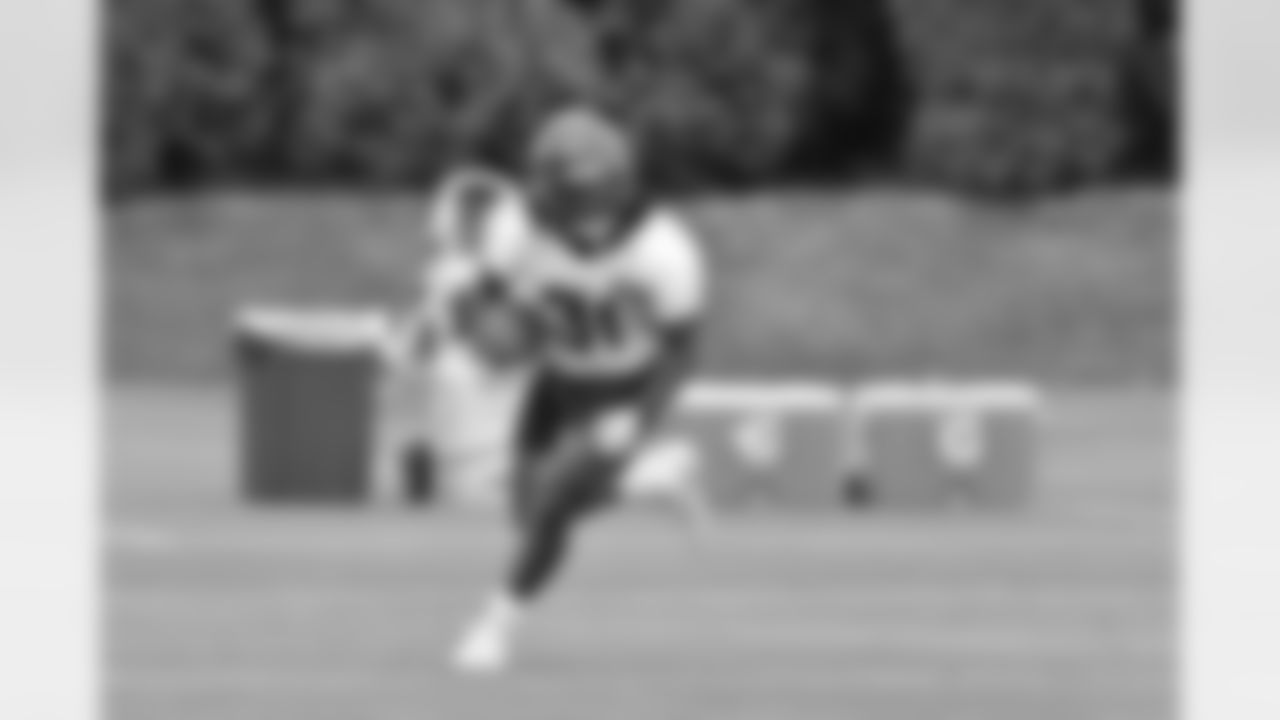 Seahawks players practice on August 31, 2021 at the Virginia Mason Athletic Center in Renton.