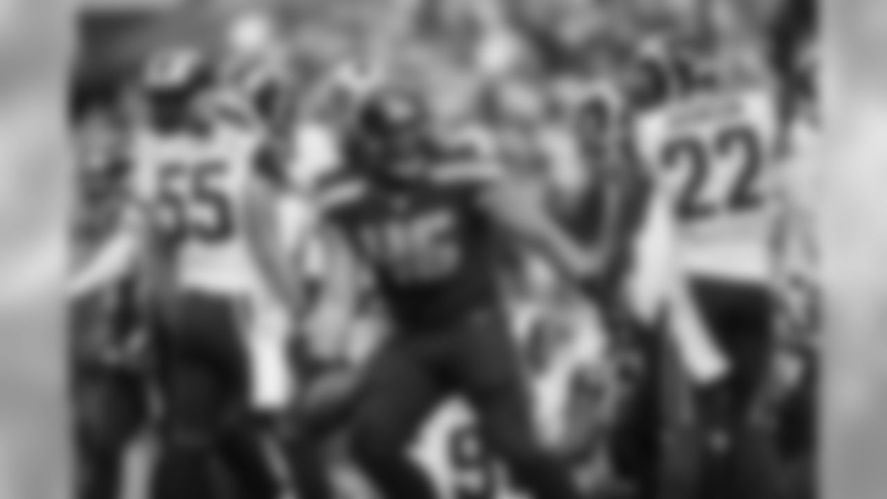 Fullback and midseason acquisition Will Tukuafu says he loves every minute playing with the Seahawks, and shows it with a smile after gaining two-yards and a first down to keep a drive alive.