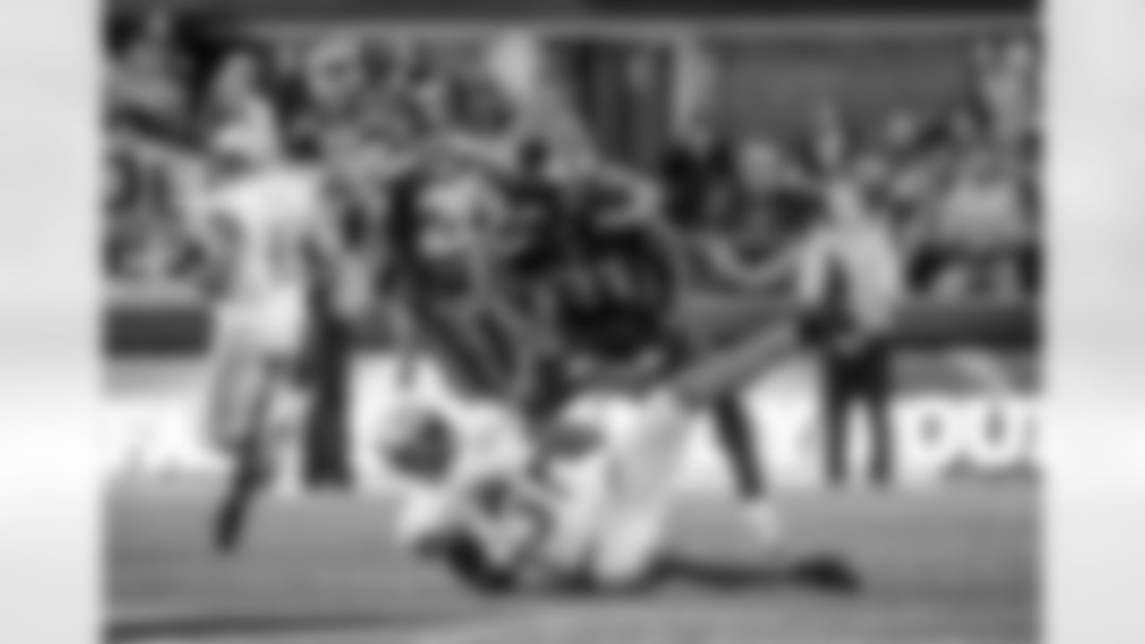 Seahawks-Lions-Through-The-Years-20151005_20-41-48_2614