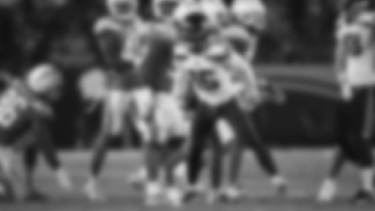WR John Ursua