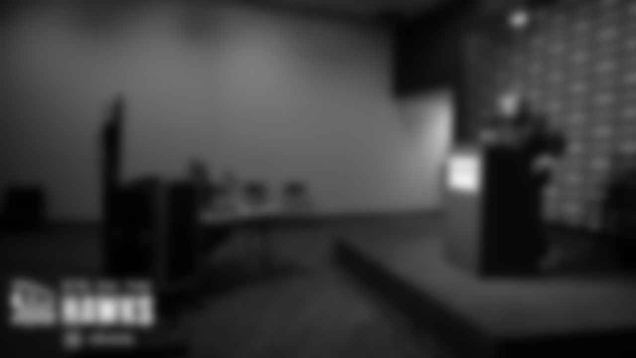 20200922_EyeOnHawks-Wk3-39_RM6_1823