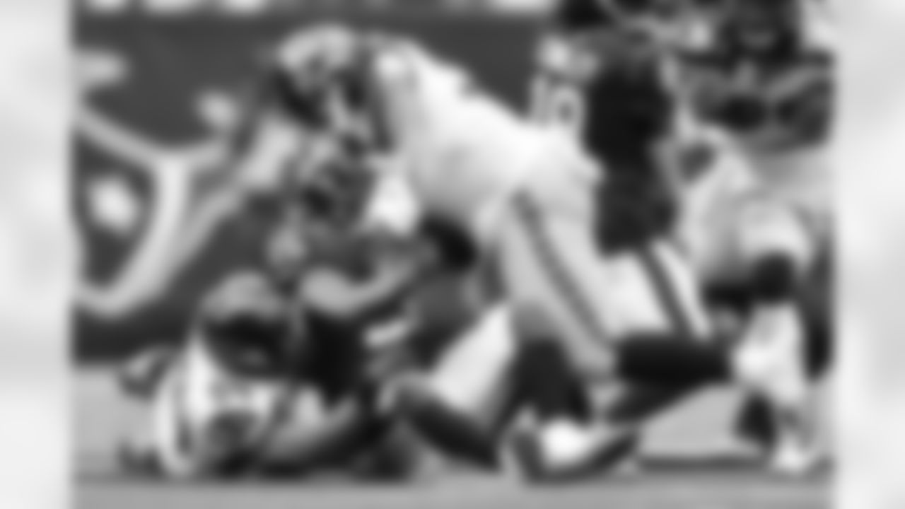Some of the best photos of Seahawks defensive tackle Poona Ford taken during the 2021 season.