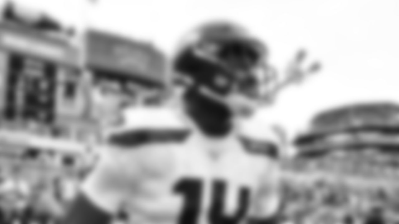 WR DK Metcalf