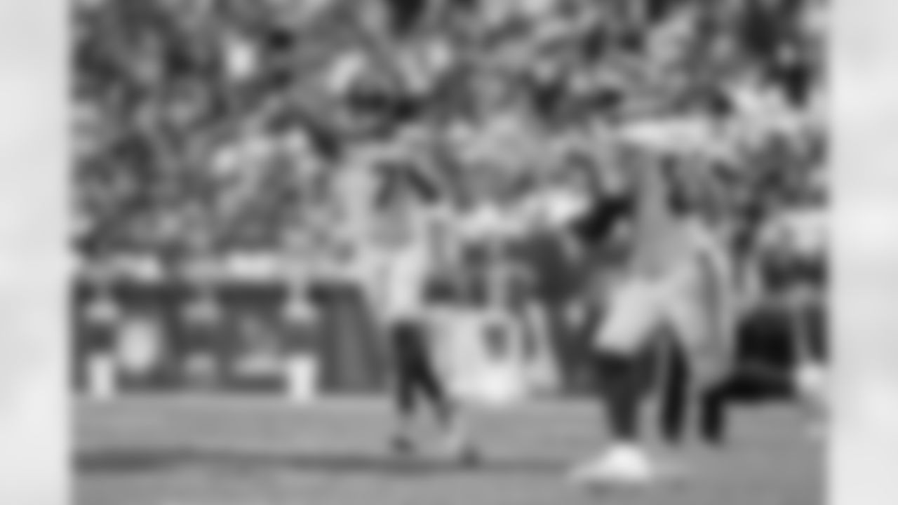 The best photos of Seahawks quarterback Geno Smith from the 2022 season.