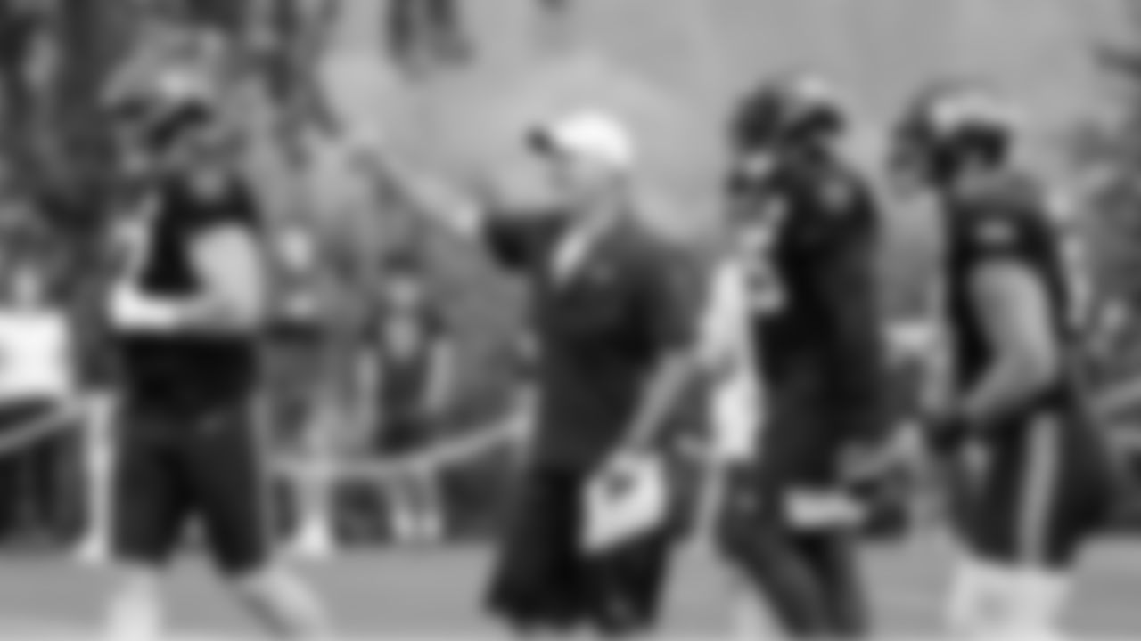 OL Coach Mike Solari