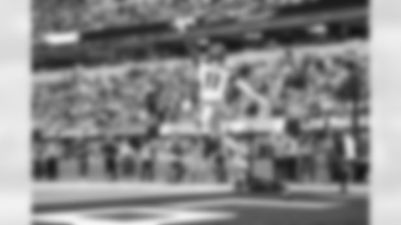 The best photos of Seahawks wide receiver Marquise Goodwin from the 2022 season.