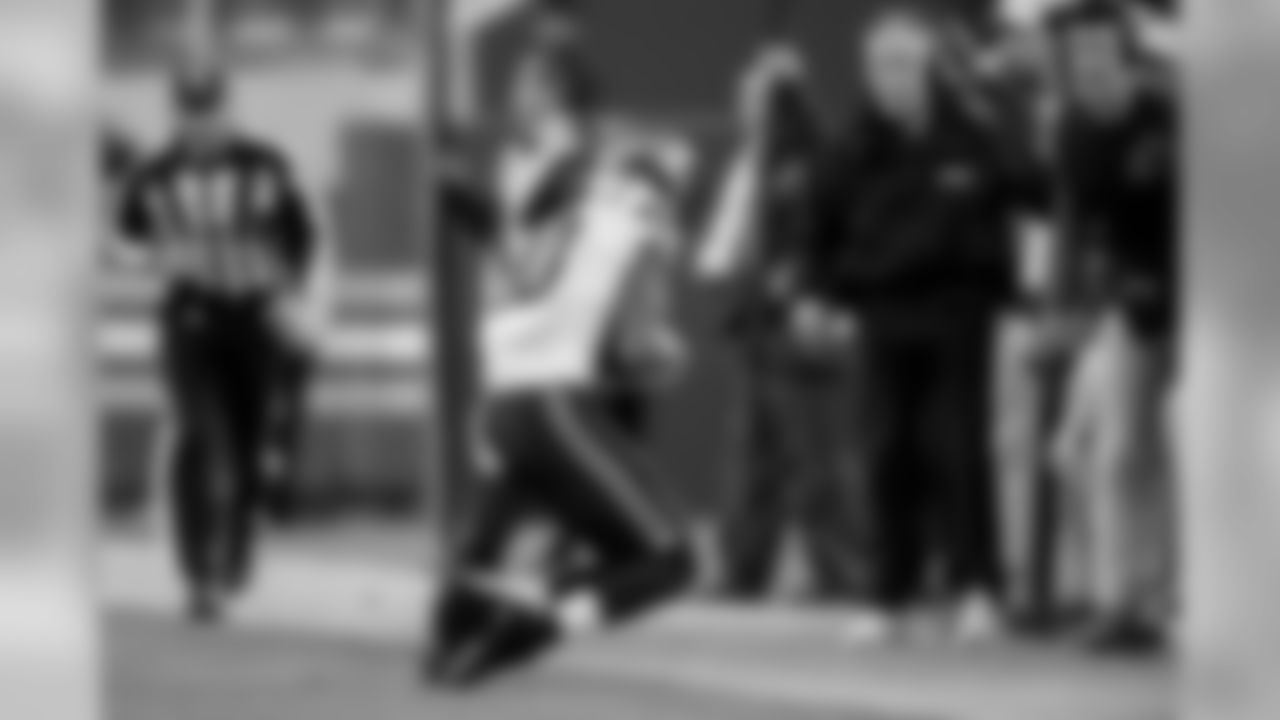 eye_wk_12_49ers_35.jpg