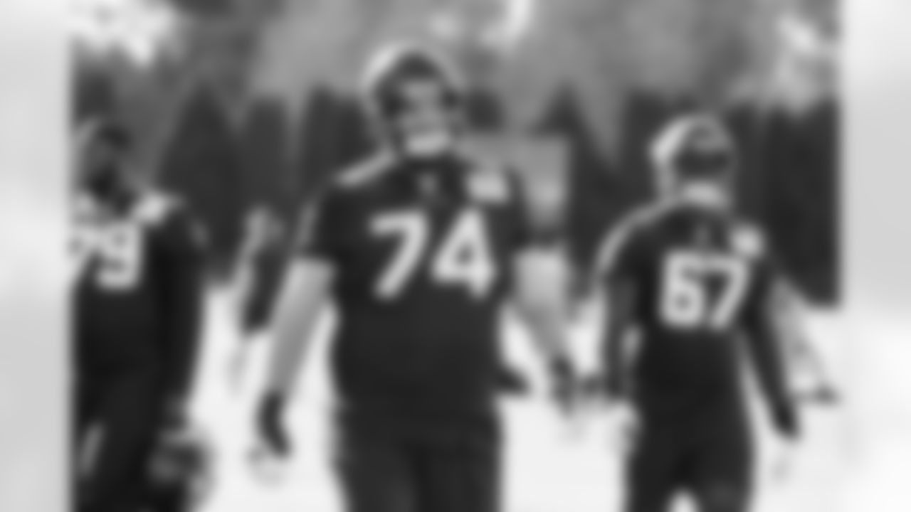 Seahawks tackle Jake Curhan (74) at practice at the Virginia Mason Athletic Center in Renton, Wash. on Oct. 19, 2023.