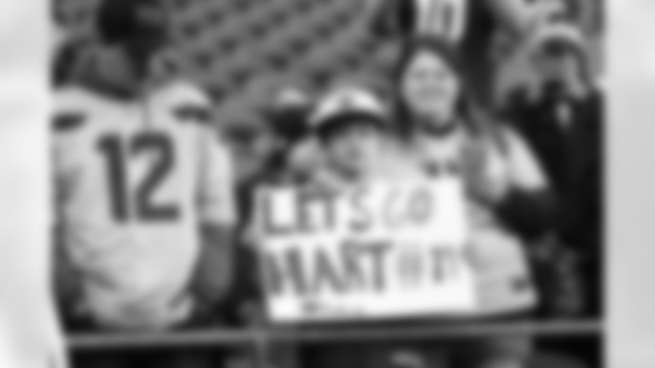 20221127_LVRvsSEA_MAR_RM1_0244
