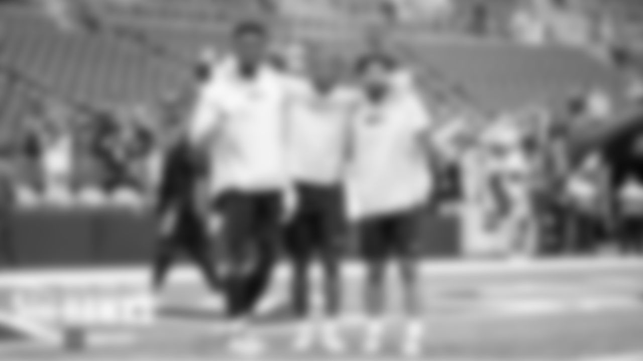Rookie receivers DK Metcalf, Terry Wright and John Ursua pose for a photo during early warmups.