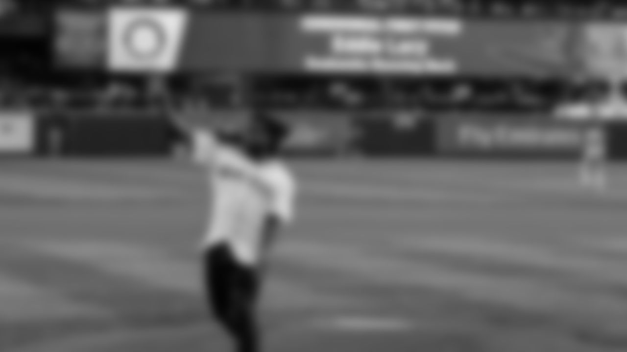 Mariners-First-Pitches-20170728_19-02-11_072817_055 BVH