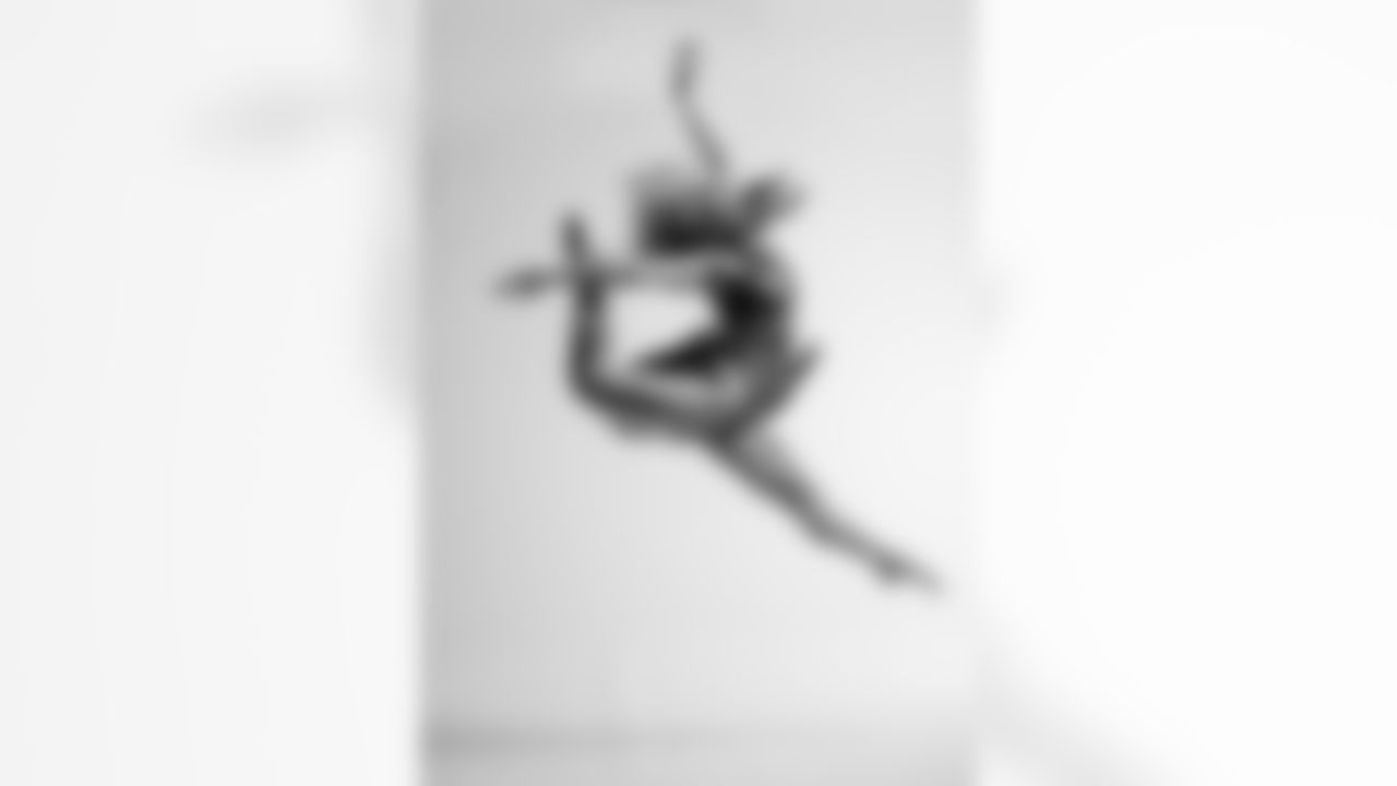 20230420_MENTAL_HEALTH_AWARENESS_SEA_DANCERS_SASKIAP--41