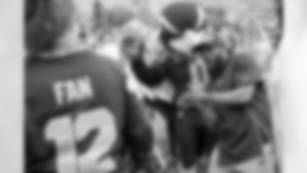 Seahawks-12-Tour-20220617_11-01-56_3606