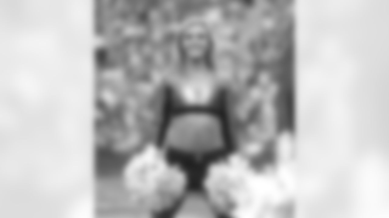 2010 - Week 1 Sea gals