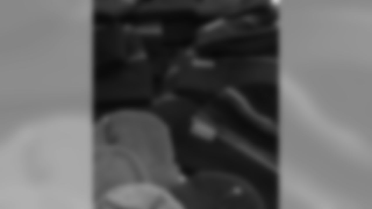 1cst_AM4I5379
