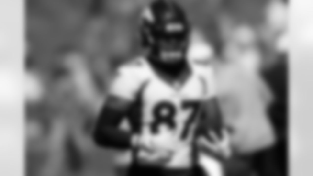 Tight End Noah Fant's first training camp was with the Denver Broncos in 2019. (AP/David Zalubowkski)